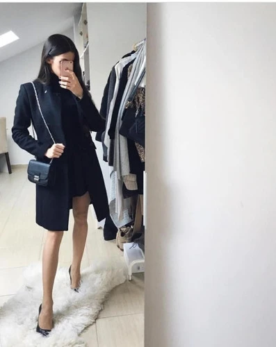 Medicine student petite fragile